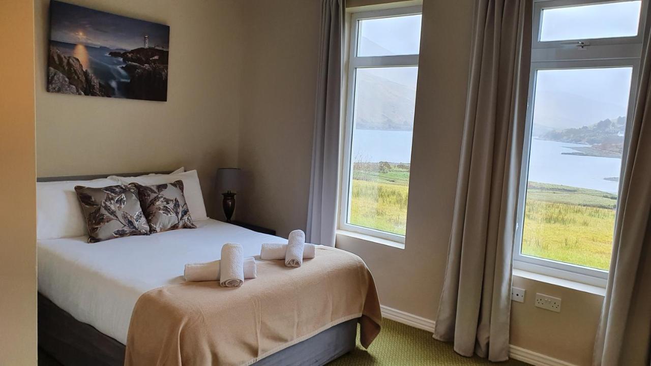 Portfinn Lodge Leenaun Esterno foto